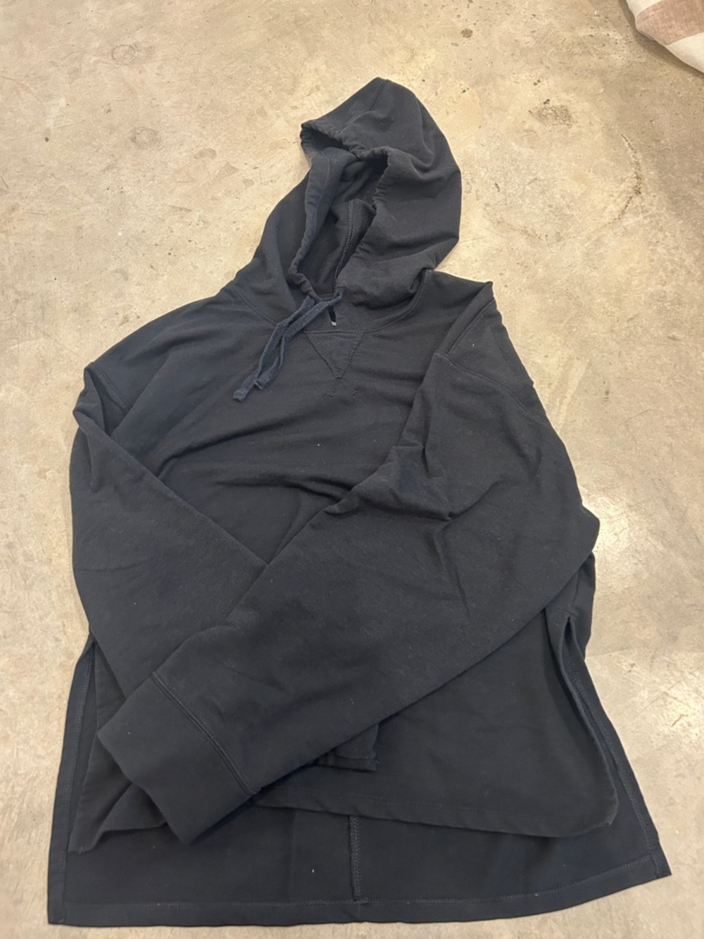 Women’s Black Hooded Pullover Sweatshirt